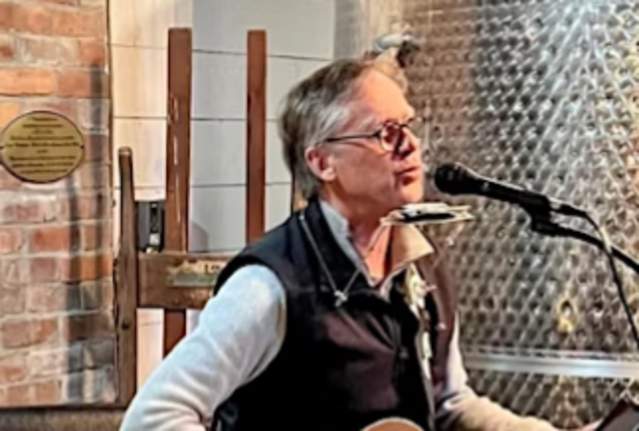 Sunday Live Music & Food Truck at Priest Creek Winery