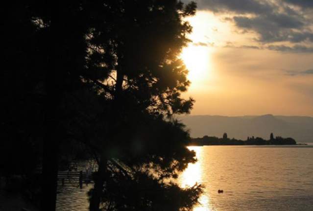 Seclusion Bay Resort