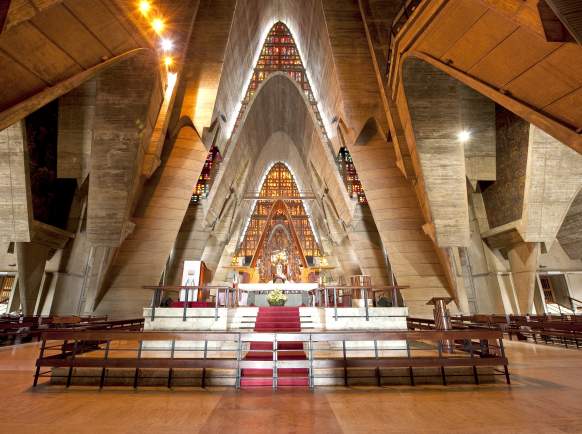 Basílica Nuestra Señora De La Altagracia