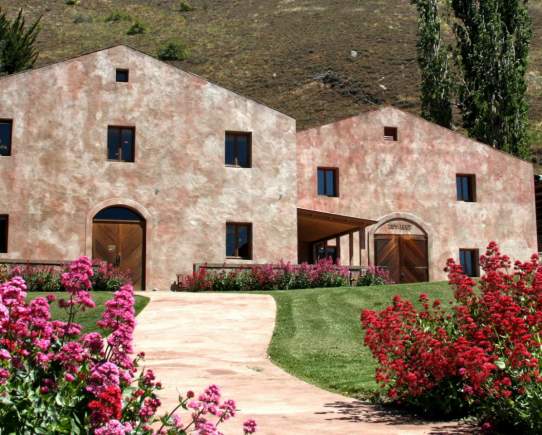 Exploring Gibbston's Wineries and Cellar Doors