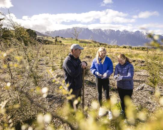 How to Host a Business Event that Cares for Queenstown