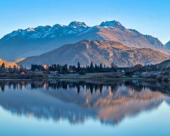 5 Winter Walks with Epic Snow Views
