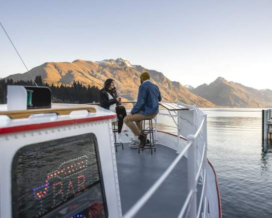 Top Places For a Lakeside Drink in Queenstown