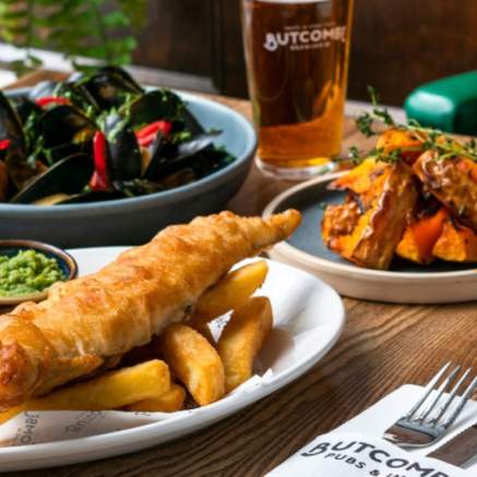 A selection of the dishes available at The Crown Inn in Tolldown near Bristol - credit Butcombe