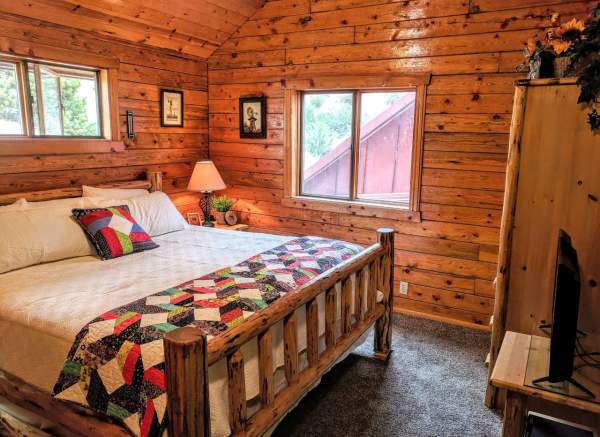 Cedar Canyon Retreat & RV Park