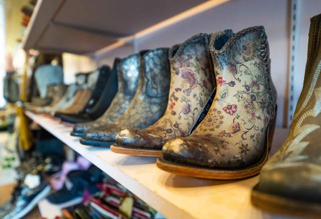 Shopping in Big Sky