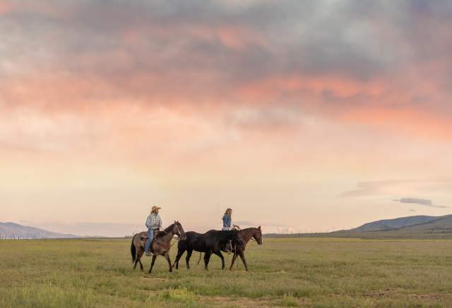 Horseback riding in Big Sky