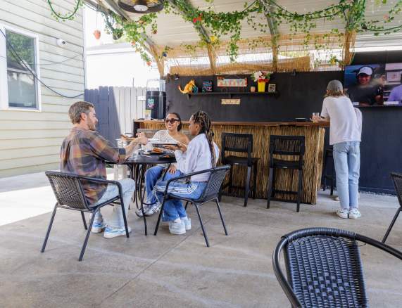 30+ Restaurants for Outdoor Dining in Downtown Richmond