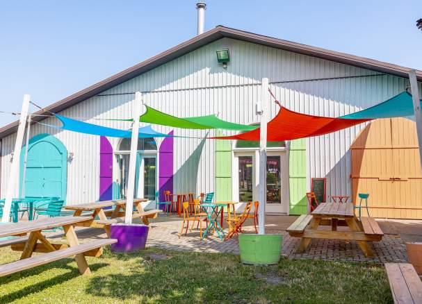 Shiny Apple Cider, Home of FRESH Wines
