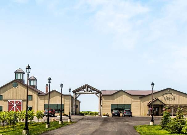 Vieni Estates Wine & Spirits
