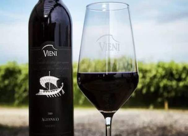 Vieni Estates Wine & Spirits