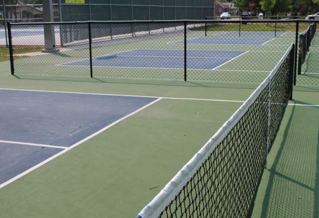 Memorial Park Tennis/Pickleball Courts