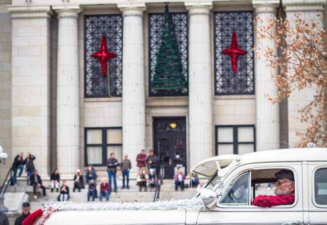 Az Christmas City Vintage Car