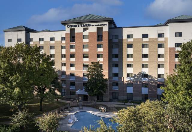 Courtyard by Marriott Addison/Quorum Drive