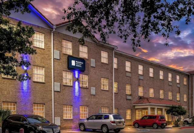 MainStay Suites Addison-Dallas