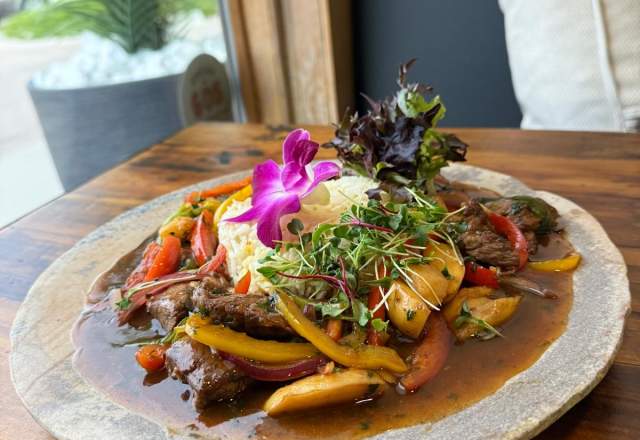 Catrachos Latin Cuisine