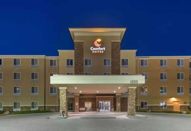 Comfort Suites