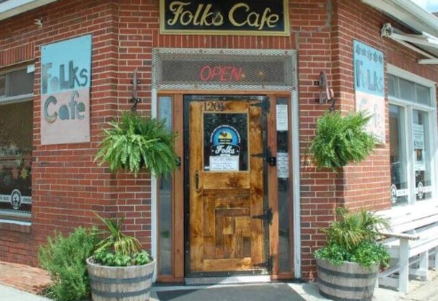 Folks restaurant 2025