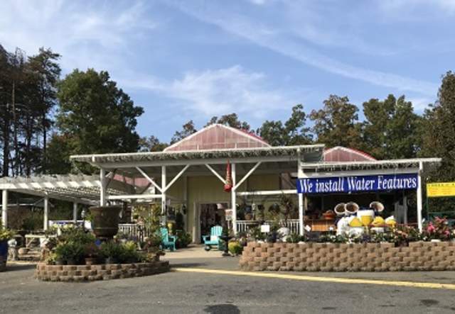 Whitaker Farms - Garden Center