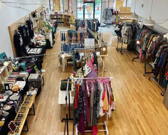 Cut and Run Vintage Market