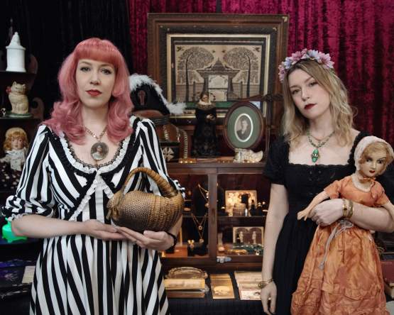 In Death Lamented: The History of Victorian Mourning and Sentimental Jewelry Discussion by Sarah Nehama