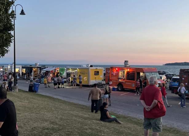 Crystal Beach Waterfront Supper Market