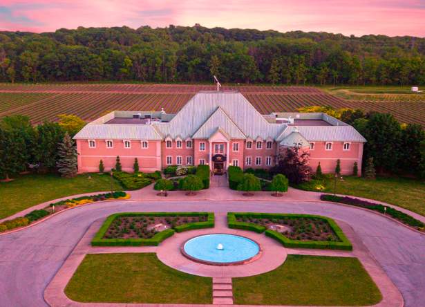 Chateau des Charmes Winery