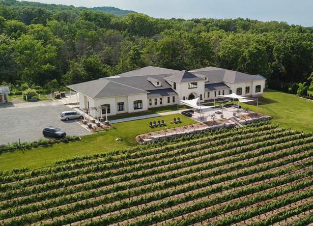 Rosewood Estates Winery & Meadery