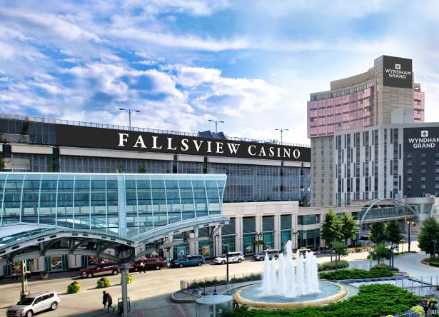 Wyndham Grand Fallsview Hotel