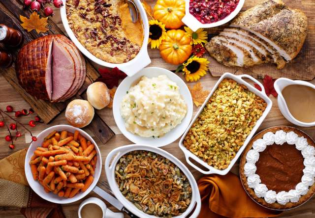 The 2023 Thanksgiving Tablescape Trail