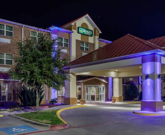 Quality Suites Addison-Dallas