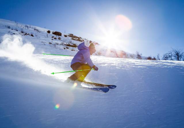 SKI