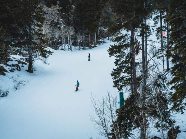 Snowboarding at Hogadon
