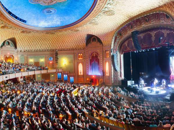 Tennessee Theatre Full House
