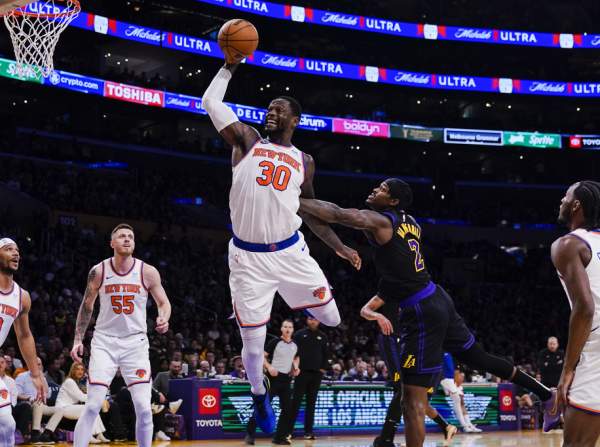 Knicks overcome LeBron James' 109th triple-double and hold off the Lakers 114-109