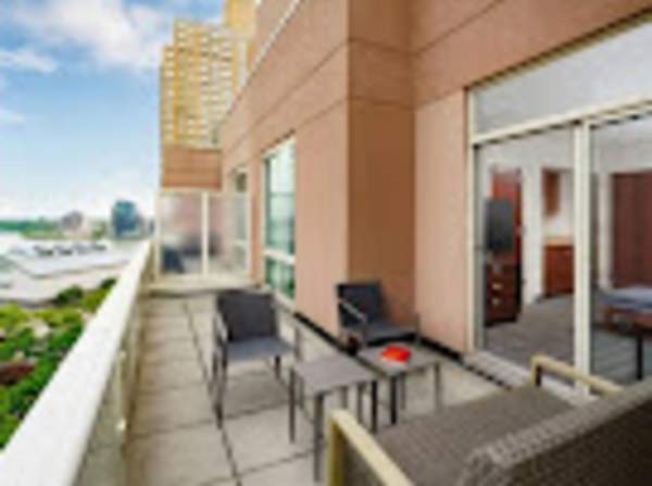 Courtyard By Marriott Ny