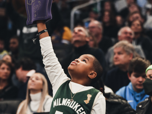 Milwaukee Bucks Fan