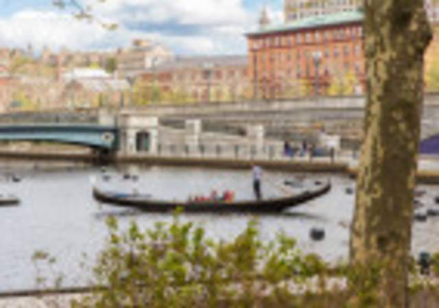 Celebrate Mother's Day with La Gondola