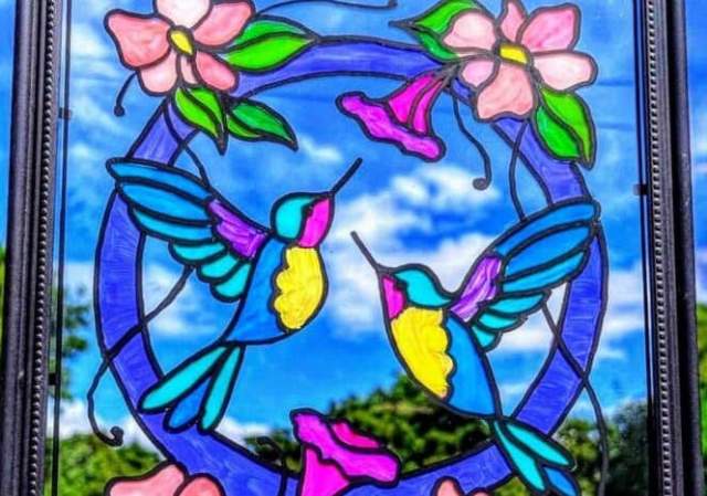 Hummingbird Flight  Glass Art - Painting Class