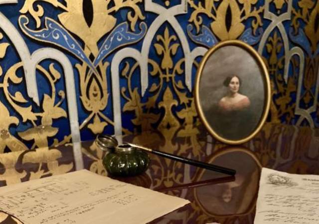 Guided Tours of Lippitt House Museum