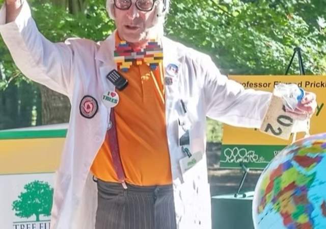 Talk Trees with Professor Pricklethorn