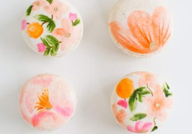 MACARON MAGIC: Springtime Flower Edition