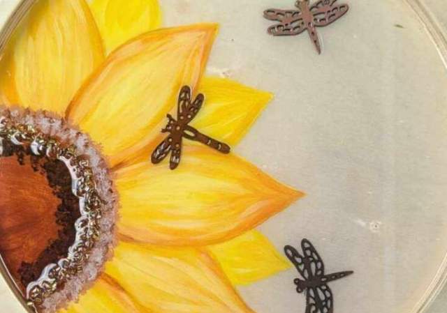 Sunflower Resin Tray - Painting Class