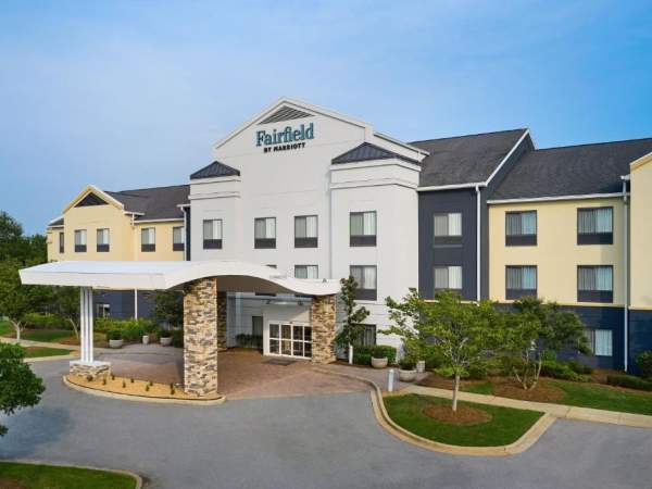 Fairfield Inn & Suites