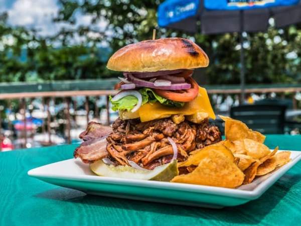 Marina Cafe burger