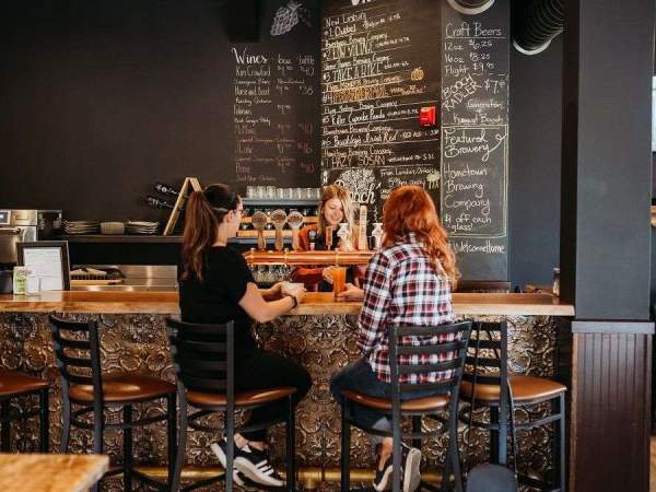 Where to Eat, Shop & Play in Tillsonburg