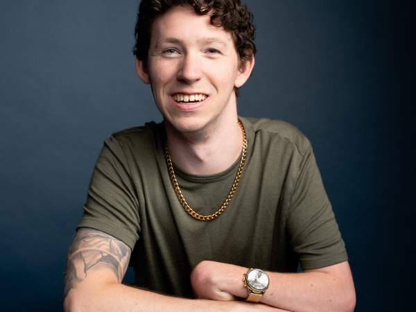 Ahren Belisle @ The Comedy Vault