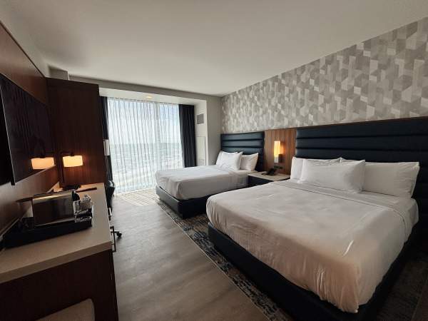 Hollywood Casino Aurora Hotel