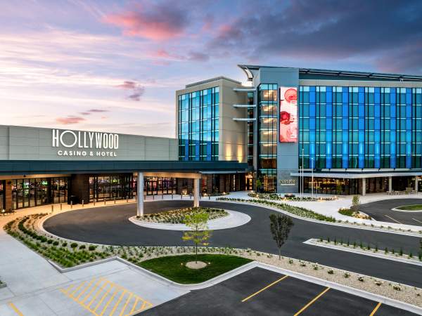 Hollywood Casino Aurora