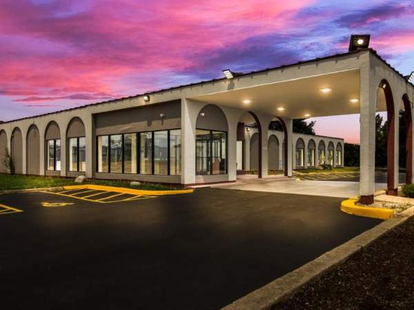 Red Roof Inn